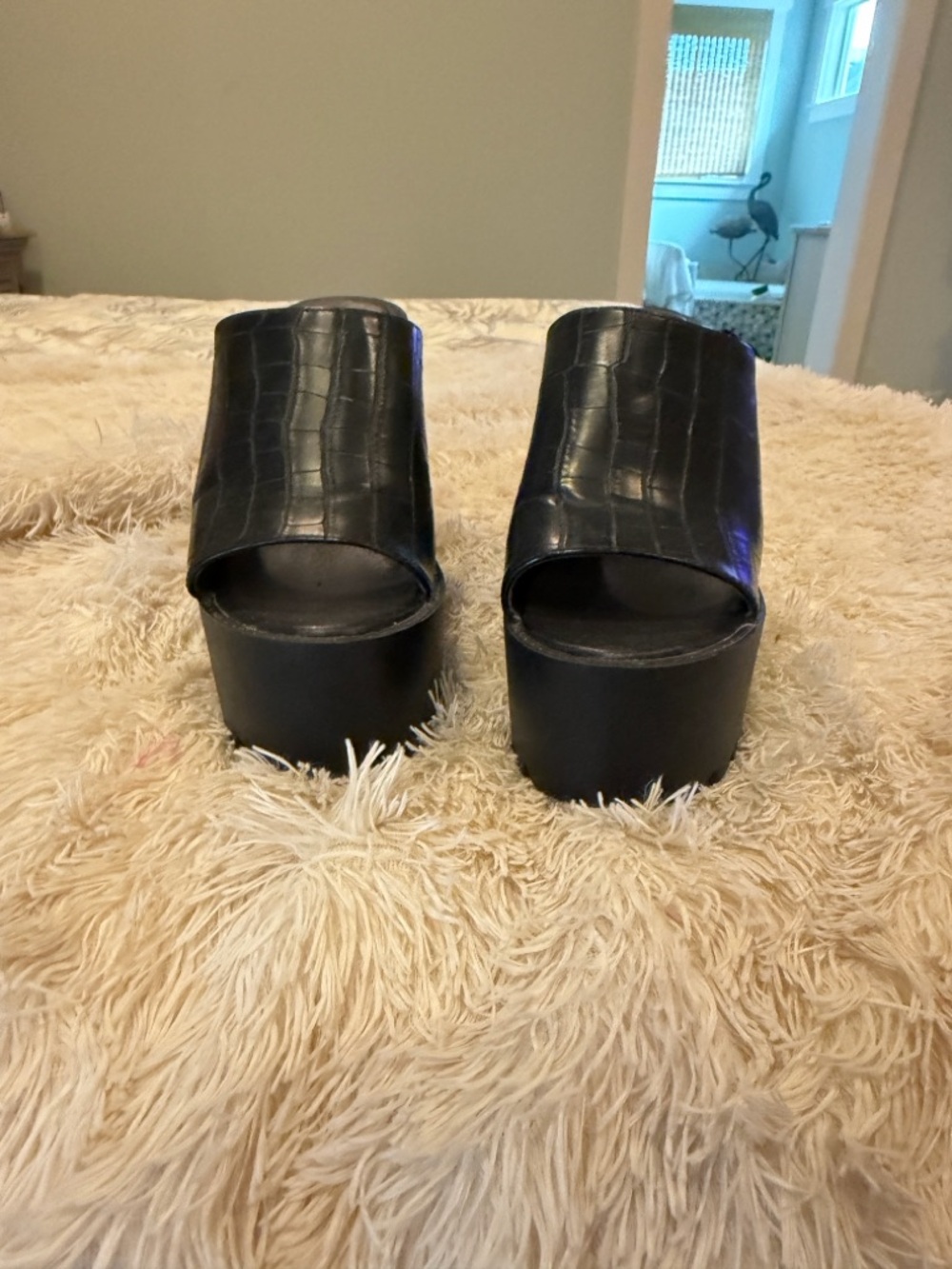 Black Women's Platform Mule Slide - Fashion Footwear